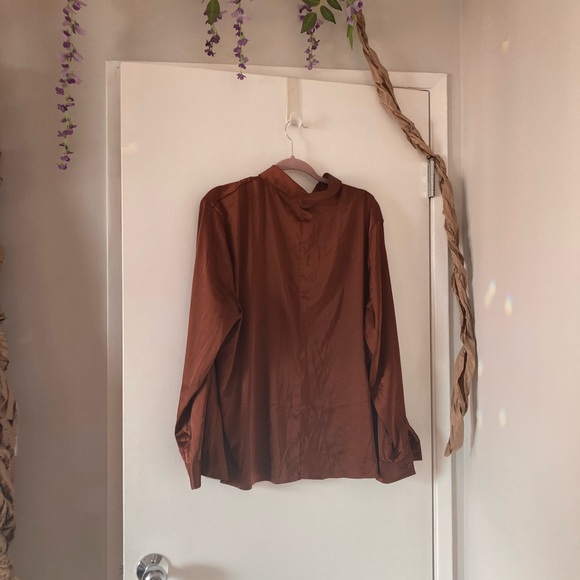 Brown satin button down Shein NWT - Picture 2 of 4